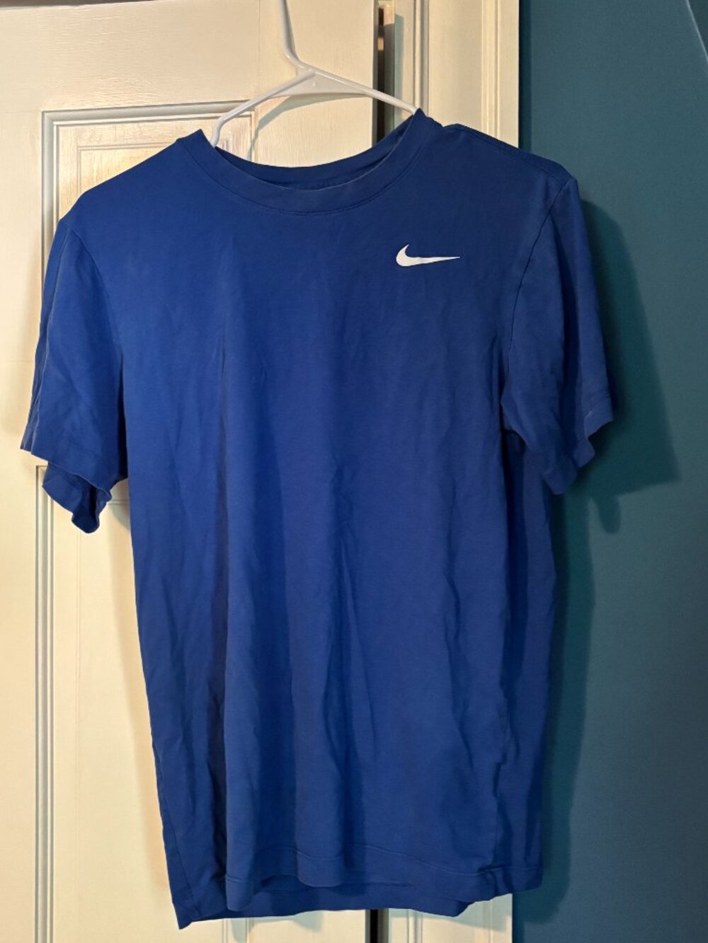 Small sky blue Nike t-shirt